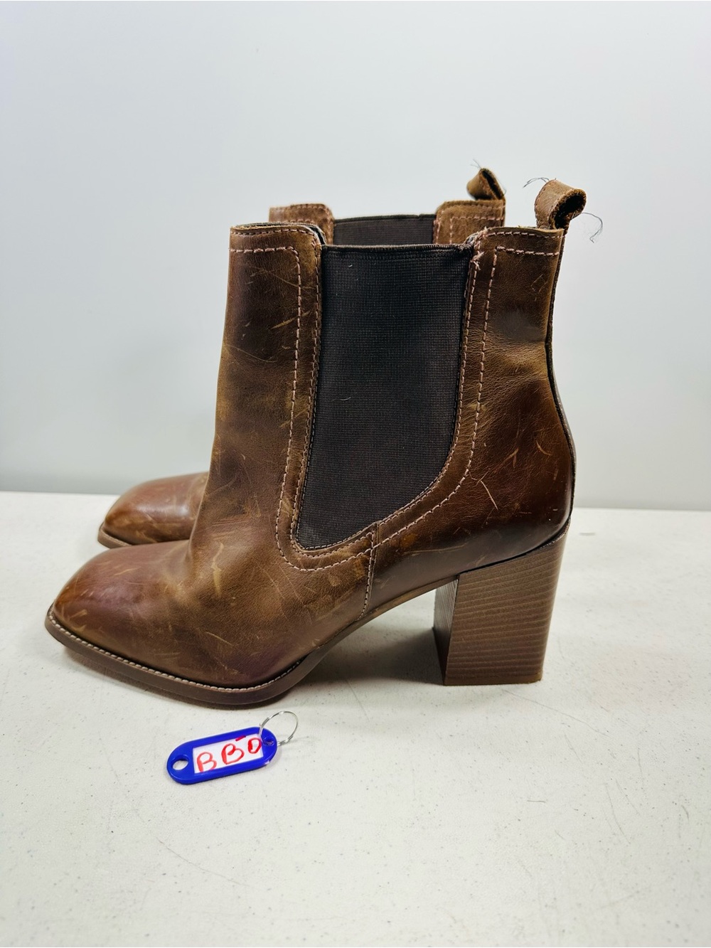 Aldo Grerasa brown ankle booties size 10